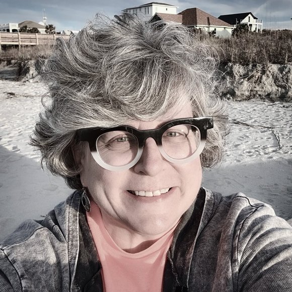 Meet your Posher, Jill - Picture 1 of 1